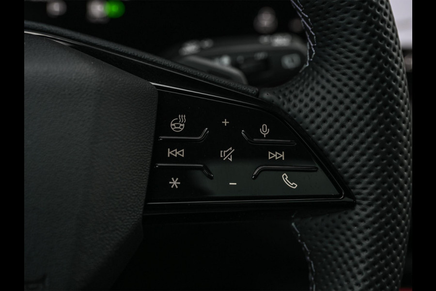 Audi Q5 Sportback 2.0 TFSI e-hybrid quattro S edition 367pk | S-stoelen | Panoramadak | Elektr. trekhaak | Oled verlichting | Adaptive cruise control | Tech Plus | 360 Camera | Memory | Ambiance interieur