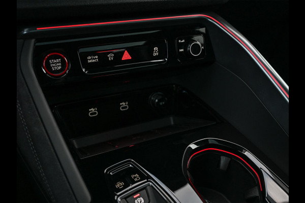 Audi Q5 Sportback 2.0 TFSI e-hybrid quattro S edition 367pk | S-stoelen | Panoramadak | Elektr. trekhaak | Oled verlichting | Adaptive cruise control | Tech Plus | 360 Camera | Memory | Ambiance interieur