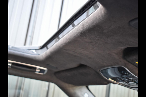 Land Rover Range Rover Sport 3.0 P550e Autobiography PHEV | NL-Auto | Panoramadak | Memory Seats | Adaptieve Cruise | 360 Camera | Head-Up | Meridian 3D Surround | Soft-Close | Trekhaak | Achteras besturing | Ambiance interieur |