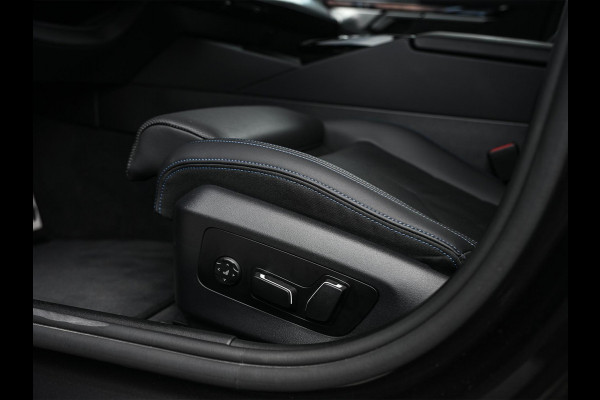 BMW 5 Serie Touring 530e xDrive M-Sport | Shadow Line | Panoramadak | Harman/Kardon | 360 Camera | Comfort Access | Stoel- en Stuurverwarming | Active Cruise | Ambiance | Elektr. trekhaak