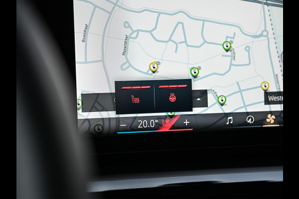 BMW 5 Serie Touring 530e xDrive M-Sport | Shadow Line | Panoramadak | Harman/Kardon | 360 Camera | Comfort Access | Stoel- en Stuurverwarming | Active Cruise | Ambiance | Elektr. trekhaak