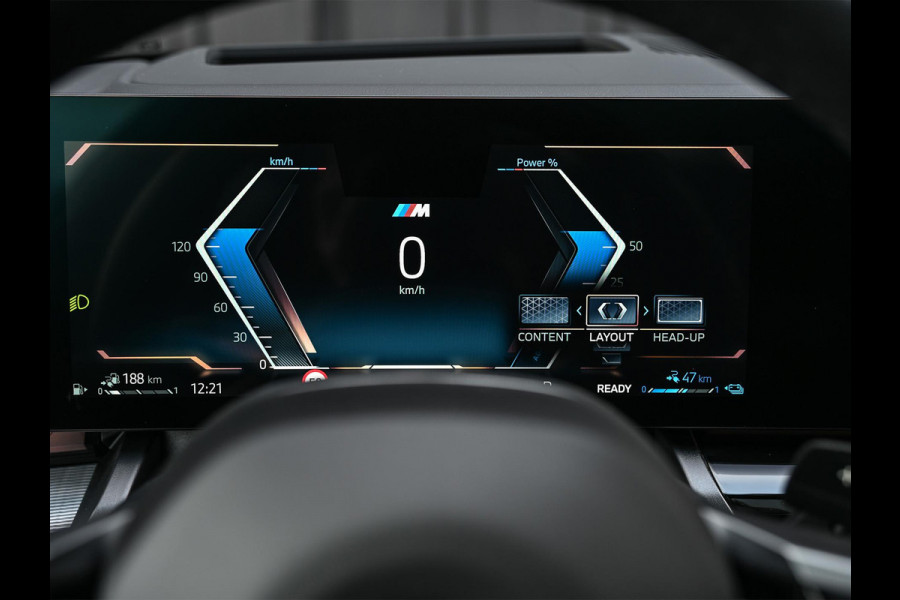 BMW 5 Serie Touring 530e xDrive M-Sport | Shadow Line | Panoramadak | Harman/Kardon | 360 Camera | Comfort Access | Stoel- en Stuurverwarming | Active Cruise | Ambiance | Elektr. trekhaak