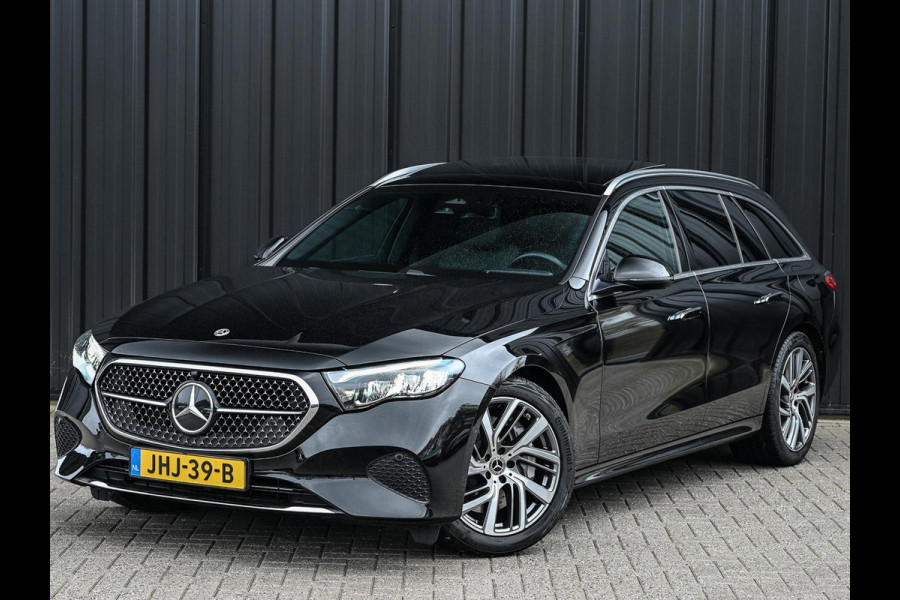 Mercedes-Benz E-Klasse Estate 300 e Exclusive Line Panoramadak | Distronic | Ambiance interieur | Burmester 4D Sound |  Stoelverwarming | Camera | Trekhaak