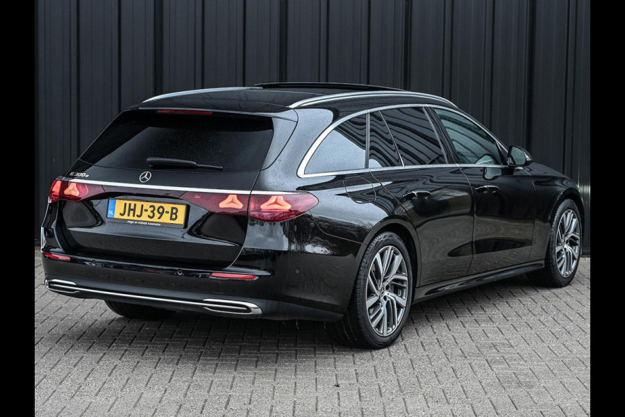 Mercedes-Benz E-Klasse Estate 300 e Exclusive Line Panoramadak | Distronic | Ambiance interieur | Burmester 4D Sound |  Stoelverwarming | Camera | Trekhaak