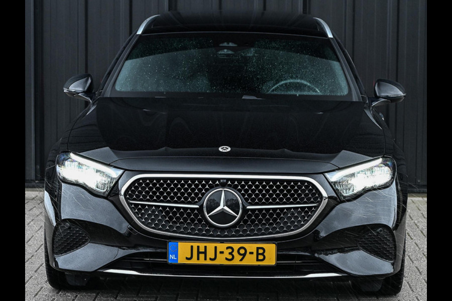 Mercedes-Benz E-Klasse Estate 300 e Exclusive Line Panoramadak | Distronic | Ambiance interieur | Burmester 4D Sound |  Stoelverwarming | Camera | Trekhaak