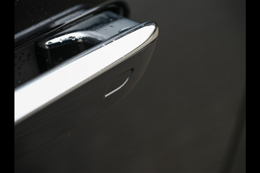 Mercedes-Benz E-Klasse Estate 300 e Exclusive Line Panoramadak | Distronic | Ambiance interieur | Burmester 4D Sound |  Stoelverwarming | Camera | Trekhaak