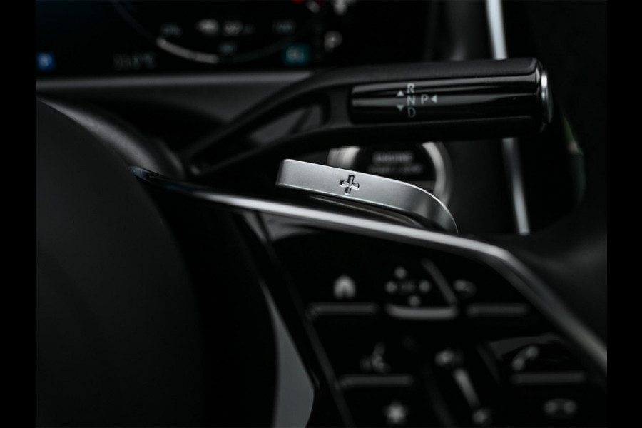 Mercedes-Benz E-Klasse Estate 300 e Exclusive Line Panoramadak | Distronic | Ambiance interieur | Burmester 4D Sound |  Stoelverwarming | Camera | Trekhaak