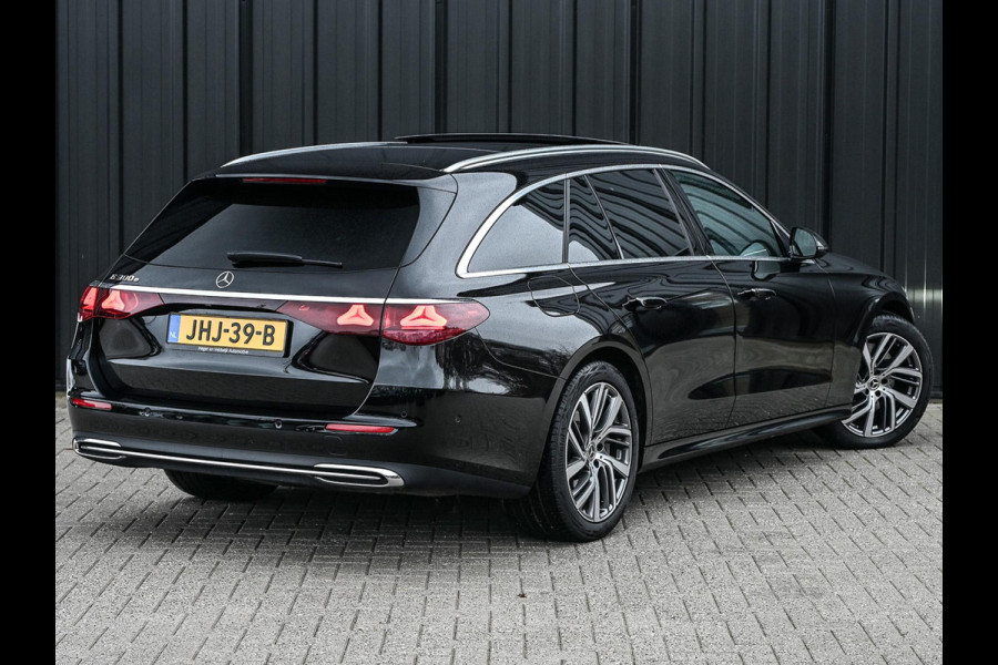 Mercedes-Benz E-Klasse Estate 300 e Exclusive Line Panoramadak | Distronic | Ambiance interieur | Burmester 4D Sound |  Stoelverwarming | Camera | Trekhaak