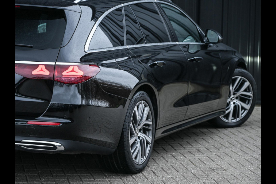Mercedes-Benz E-Klasse Estate 300 e Exclusive Line Panoramadak | Distronic | Ambiance interieur | Burmester 4D Sound |  Stoelverwarming | Camera | Trekhaak