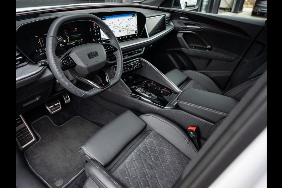 Audi Q5 2.0 TFSI e-hybrid quattro S edition | S-Seats | B&O Sound | Head-Up | Memory | 360 Camera | Trekhaak | Keyless entree | Adaptive Cruise | Ambiance interieur | MMI bijrijder display