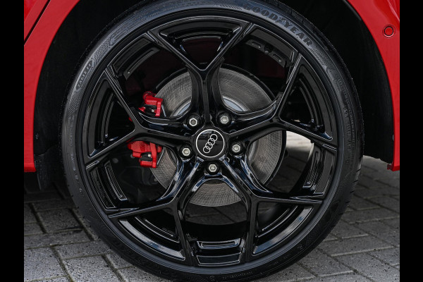 Audi A3 Sportback 45 TFSI e S edition Competition | Panoramadak | 5 jr garantie | Ambiance interieur | Active Cruise | Sonos Sound | S-Seats + Memory | Head-Up | Camera | Stoelverwarming | Keyless