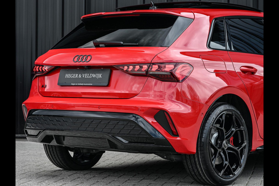 Audi A3 Sportback 45 TFSI e S edition Competition | Panoramadak | 5 jr garantie | Ambiance interieur | Active Cruise | Sonos Sound | S-Seats + Memory | Head-Up | Camera | Stoelverwarming | Keyless