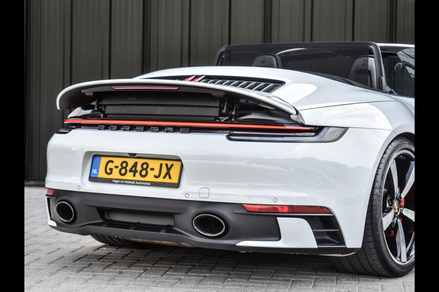 Porsche 911 Cabrio 3.0 Carrera 4 S NL-Auto 451pk | Sport design pack | Achteras besturing | Lift systeem | Sport chrono | 18-wegs memory seats | Burmester sound | Adaptive cruise | Carbon pack | Matrix led | 360 camera | Nw prijs 236.000