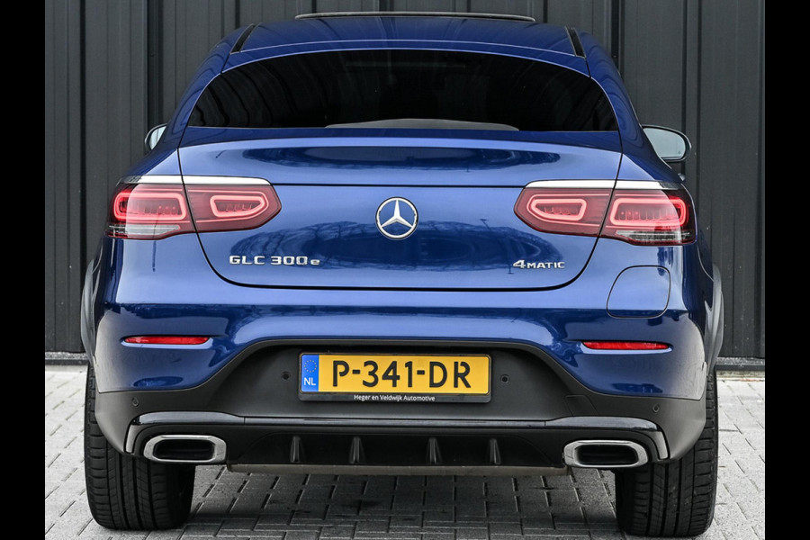 Mercedes-Benz GLC Coupé 300e 4MATIC Business Solution AMG | Night pack | Led | Memory seats | Stoelverwarming | 360 camera | Keyless | Distronic