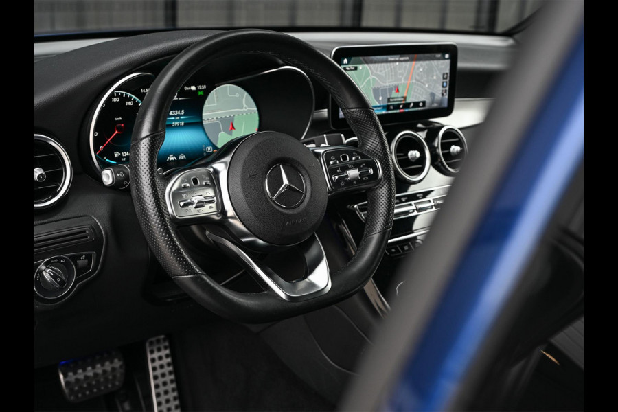 Mercedes-Benz GLC Coupé 300e 4MATIC Business Solution AMG | Night pack | Led | Memory seats | Stoelverwarming | 360 camera | Keyless | Distronic