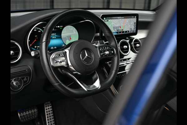 Mercedes-Benz GLC Coupé 300e 4MATIC Business Solution AMG | Night pack | Led | Memory seats | Stoelverwarming | 360 camera | Keyless | Distronic