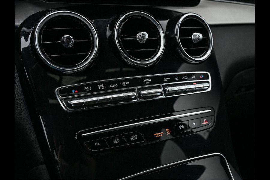 Mercedes-Benz GLC Coupé 300e 4MATIC Business Solution AMG | Night pack | Led | Memory seats | Stoelverwarming | 360 camera | Keyless | Distronic