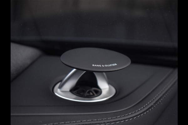 Audi Q8 60 TFSI e quattro Pro Line S Competition | B&O advanced | Audi exclusive | 5 jaar garantie | Panoramadak | massage stoelen | 4 wiel besturing | Alcantara hemel | Soft-close | Elektr. Trekhaak | Achteras besturing | Oled achterlichten