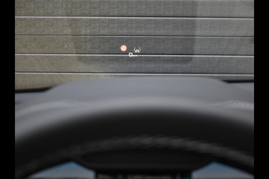 Audi Q8 60 TFSI e quattro Pro Line S Competition | B&O advanced | Audi exclusive | 5 jaar garantie | Panoramadak | massage stoelen | 4 wiel besturing | Alcantara hemel | Soft-close | Elektr. Trekhaak | Achteras besturing | Oled achterlichten