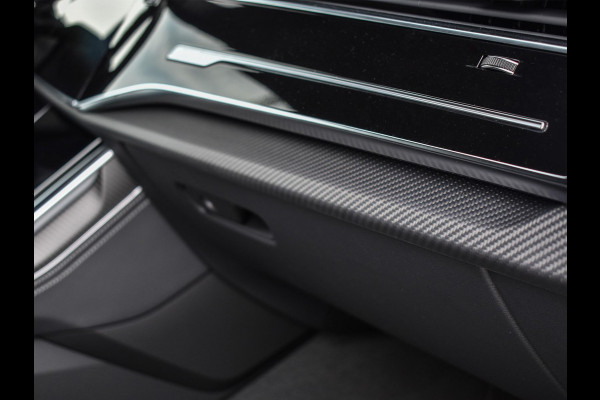 Audi Q8 60 TFSI e quattro Pro Line S Competition | B&O advanced | Audi exclusive | 5 jaar garantie | Panoramadak | massage stoelen | 4 wiel besturing | Alcantara hemel | Soft-close | Elektr. Trekhaak | Achteras besturing | Oled achterlichten