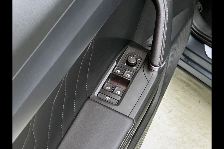 CUPRA Formentor 1.4 e-Hybrid Plug-in VZ 245PK Performance | PANODAK | KEYLESS | CAMERA | WINTERPACK | ADAPTIVE CRUISE | ELEKTR. ACHTERKLEP |  Carselexy