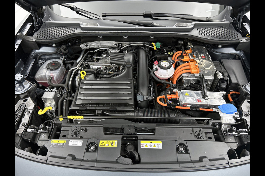 CUPRA Formentor 1.4 e-Hybrid Plug-in VZ 245PK Performance | PANODAK | KEYLESS | CAMERA | WINTERPACK | ADAPTIVE CRUISE | ELEKTR. ACHTERKLEP |  Carselexy