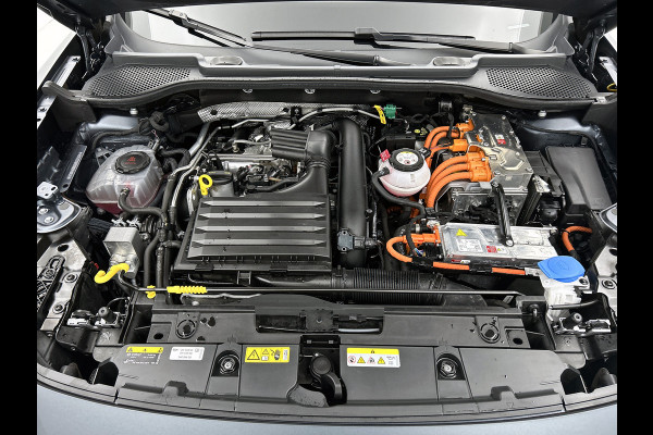 CUPRA Formentor 1.4 e-Hybrid Plug-in VZ 245PK Performance | PANODAK | KEYLESS | CAMERA | WINTERPACK | ADAPTIVE CRUISE | ELEKTR. ACHTERKLEP |  Carselexy
