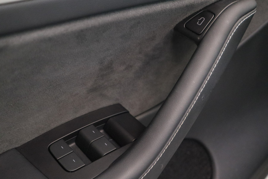 Tesla Model Y Performance AWD 75 kWh ACC Panoramadak HW3
