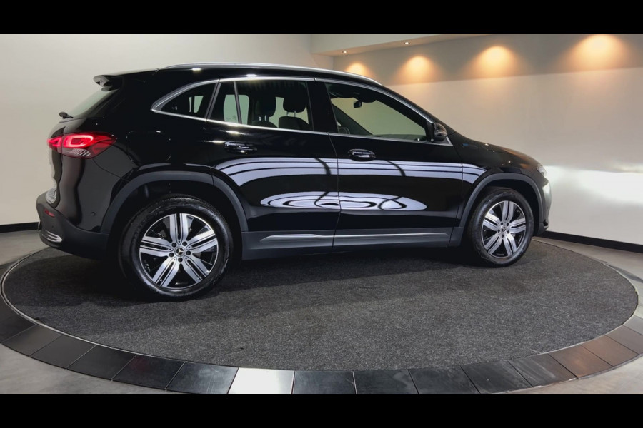 Mercedes-Benz EQA 250 Business Line 67 kWh Advanced  Pakket, Premium pakket, rij-assistentie pakket Soh (batterijcheck) Waarde 92,6 %