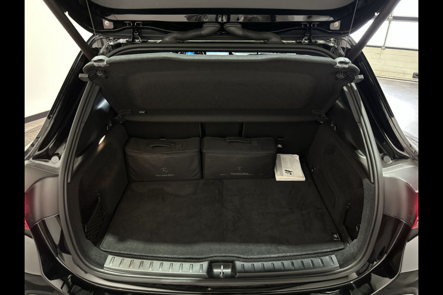 Mercedes-Benz EQA 250 Business Line 67 kWh Advanced  Pakket, Premium pakket, rij-assistentie pakket Soh (batterijcheck) Waarde 92,6 %