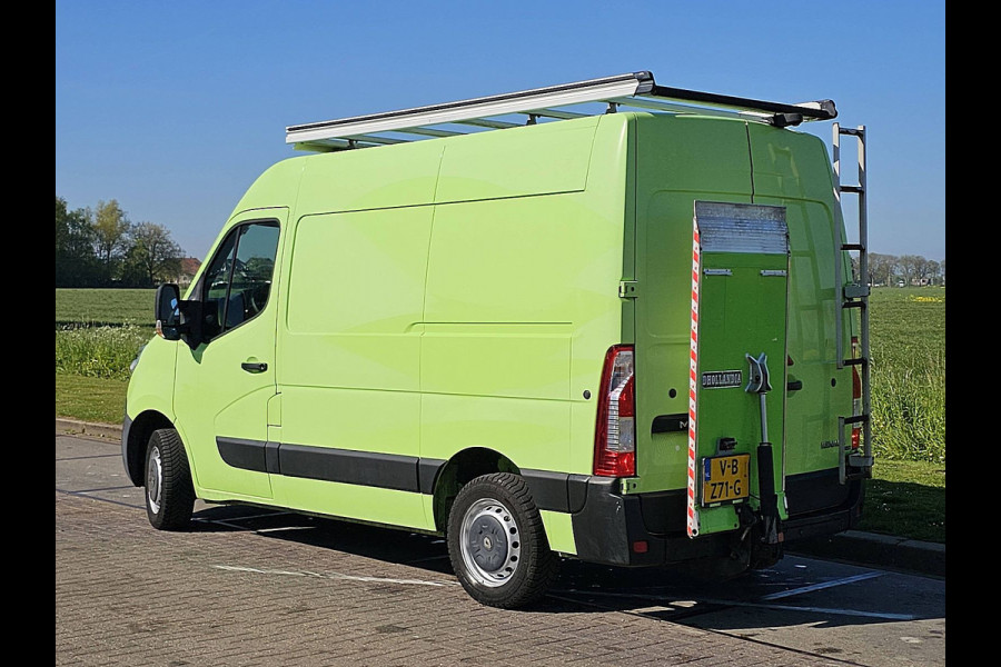 Renault Master T28 2.3 dCi L2H2 L2H2, Laadklep, airco, navi, camera, imperiaal, trap