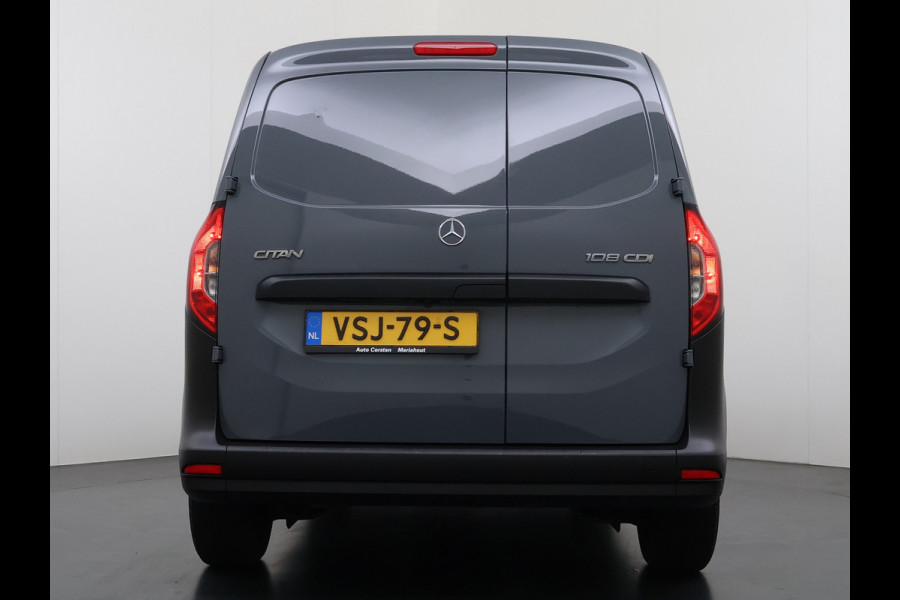 Mercedes-Benz Citan 108 CDI L1 Pro Airco Cruise Control Camera Apps Bluetooth DAB Euro 6 Schuifdeur Rubberenvloer Wandbetimmering Licht-/regensensor Dealeronderhouden 1e Eigenaar Origineel Nederlandse Auto