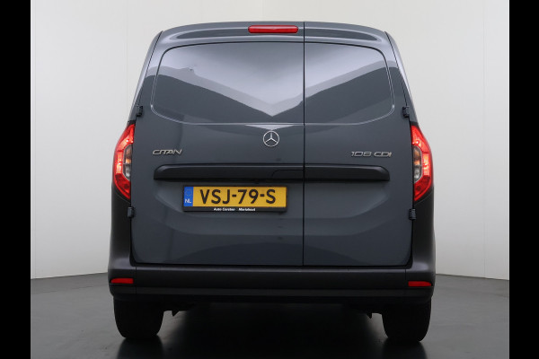 Mercedes-Benz Citan 108 CDI L1 Pro Airco Cruise Control Camera Apps Bluetooth DAB Euro 6 Schuifdeur Rubberenvloer Wandbetimmering Licht-/regensensor Dealeronderhouden 1e Eigenaar Origineel Nederlandse Auto