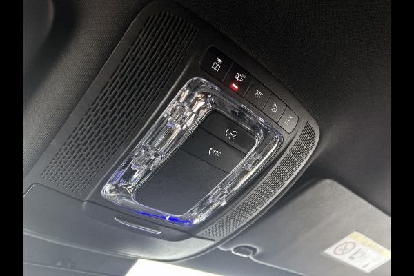 Mercedes-Benz CLA-Klasse Shooting Brake 180 Business Solution AMG(Goed ondH, SfeerVerlichting, Navi Groot, StoelV, Carplay, Etc)