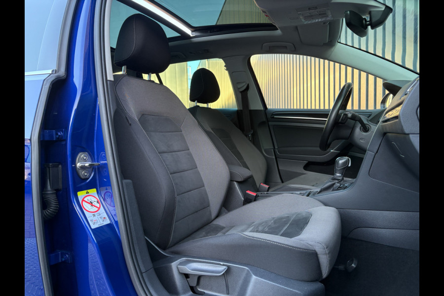 Volkswagen Golf 1.5 TSI Highline Business R | Panodak | Groot Navi | Trekhaak afnb. | Keyless | Prijs Rijklaar!!