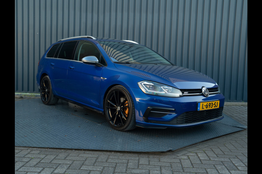 Volkswagen Golf 1.5 TSI Highline Business R | Panodak | Groot Navi | Trekhaak afnb. | Keyless | Prijs Rijklaar!!