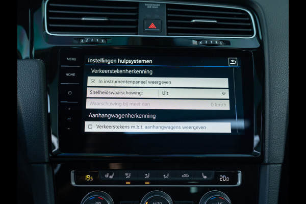 Volkswagen Golf 1.5 TSI Highline Business R | Panodak | Groot Navi | Trekhaak afnb. | Keyless | Prijs Rijklaar!!