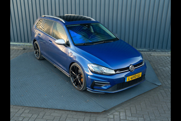 Volkswagen Golf 1.5 TSI Highline Business R | Panodak | Groot Navi | Trekhaak afnb. | Keyless | Prijs Rijklaar!!