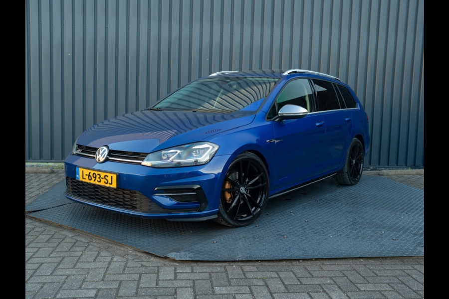 Volkswagen Golf 1.5 TSI Highline Business R | Panodak | Groot Navi | Trekhaak afnb. | Keyless | Prijs Rijklaar!!