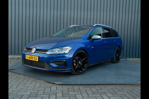 Volkswagen Golf 1.5 TSI Highline Business R | Panodak | Groot Navi | Trekhaak afnb. | Keyless | Prijs Rijklaar!!