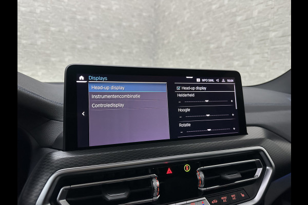 BMW iX3 M-Sport 80 kWh | 99% SOH | Panorama | ACC | 360 Camera | Harman-Kardon | Leder | Memory | Sfeerverlichting | Keyless-Entry | Head-Up | 3-Zone Clima | Stuurverwarming | Carplay | LED | Rijklaar incl. Bovag garantie