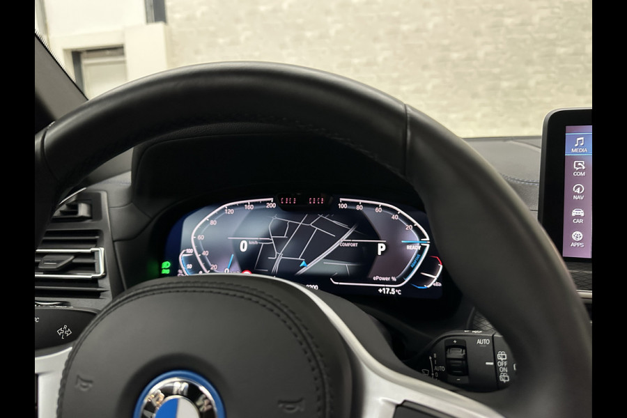BMW iX3 M-Sport 80 kWh | 99% SOH | Panorama | ACC | 360 Camera | Harman-Kardon | Leder | Memory | Sfeerverlichting | Keyless-Entry | Head-Up | 3-Zone Clima | Stuurverwarming | Carplay | LED | Rijklaar incl. Bovag garantie