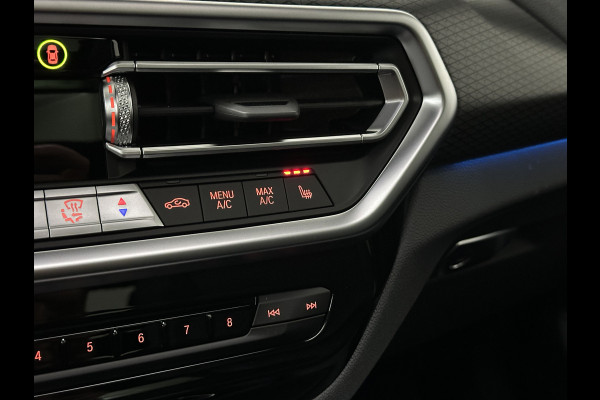 BMW iX3 M-Sport 80 kWh | 99% SOH | Panorama | ACC | 360 Camera | Harman-Kardon | Leder | Memory | Sfeerverlichting | Keyless-Entry | Head-Up | 3-Zone Clima | Stuurverwarming | Carplay | LED | Rijklaar incl. Bovag garantie