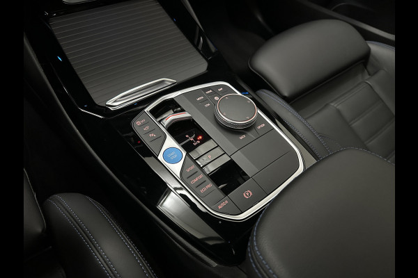 BMW iX3 M-Sport 80 kWh | 99% SOH | Panorama | ACC | 360 Camera | Harman-Kardon | Leder | Memory | Sfeerverlichting | Keyless-Entry | Head-Up | 3-Zone Clima | Stuurverwarming | Carplay | LED | Rijklaar incl. Bovag garantie