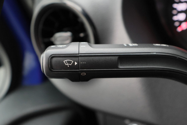 Mercedes-Benz Sprinter 317 L1H1 RWD Automaat 2x schuifdeur, 3-zits, Leer, Trekhaak, Apple Carplay, LED