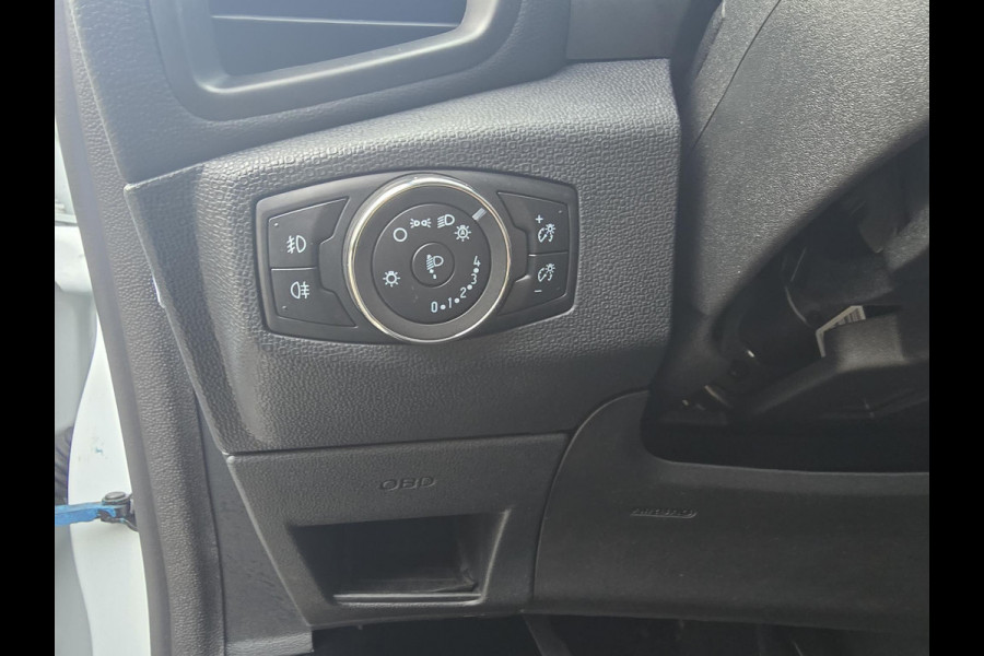 Ford EcoSport 1.0 EcoBoost Titanium 125pk | Navigatie | Winter Pack | Apple Carplay / Android Auto | PDC Achter | Cruise Control | Privacy Glass