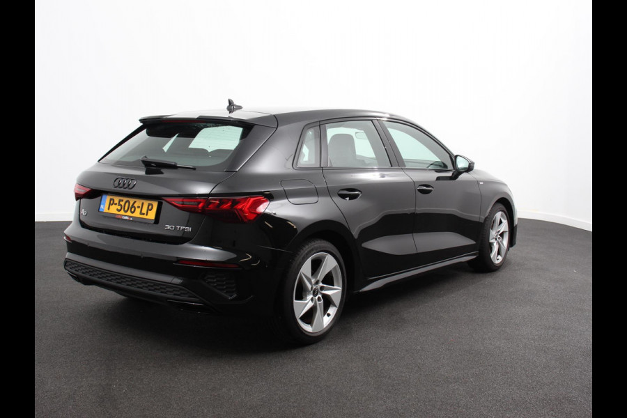 Audi A3 Sportback 30 TFSI S edition S-tronic Navigatie Apple Carplay/Android Auto Parkeersensoren Adaptive Cruise Control Full Led Climate Control Virtual Cockpit Lichtmetalen velgen