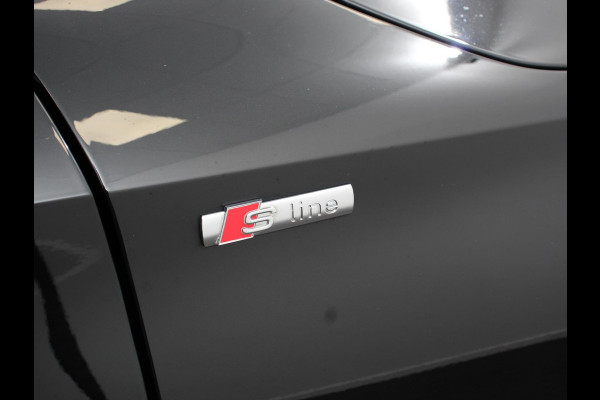 Audi A3 Sportback 30 TFSI S edition S-tronic Navigatie Apple Carplay/Android Auto Parkeersensoren Adaptive Cruise Control Full Led Climate Control Virtual Cockpit Lichtmetalen velgen