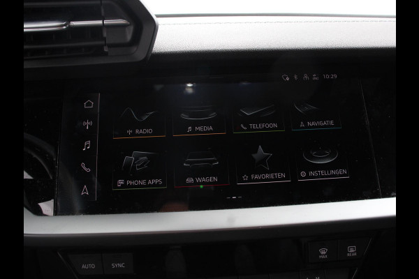 Audi A3 Sportback 30 TFSI S edition S-tronic Navigatie Apple Carplay/Android Auto Parkeersensoren Adaptive Cruise Control Full Led Climate Control Virtual Cockpit Lichtmetalen velgen