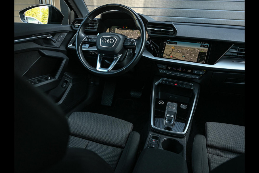 Audi A3 Sportback 40 TFSI e S-Line | Soh% 92,5 | Sportstoel | Adaptive cruise control | Led | Stoelverwarming